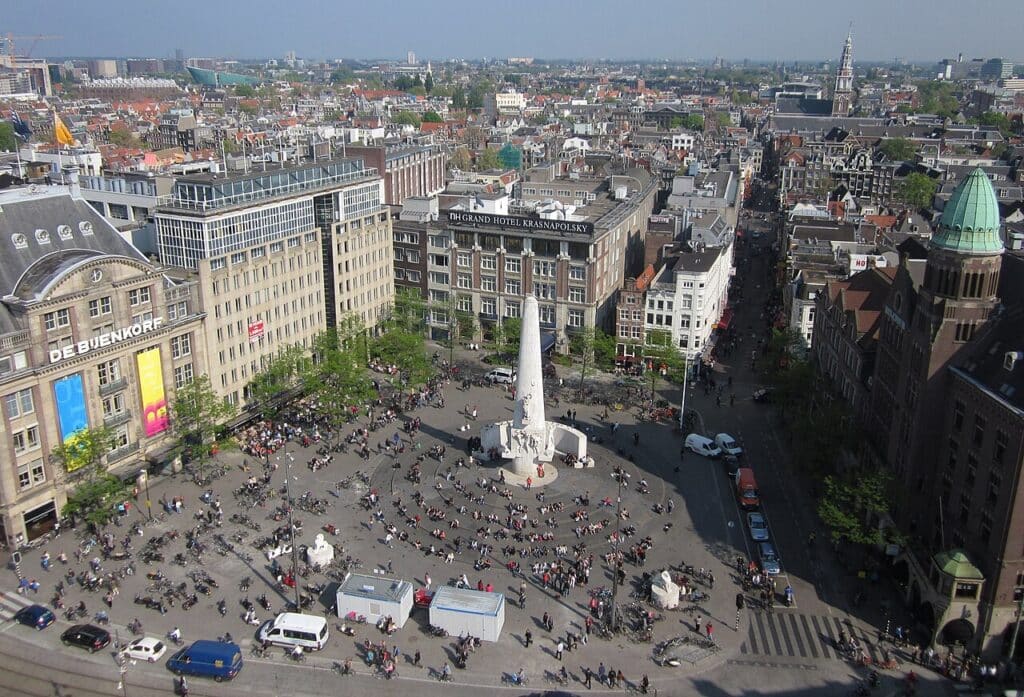 La place du Dam et le Palais royal, Amsterdam