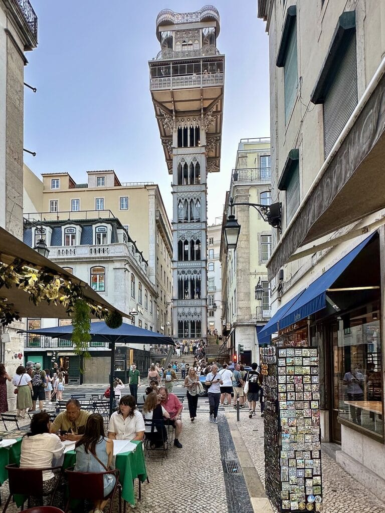 L'ascenseur de Santa Justa entre Baixa et Chiado, Lisbonne