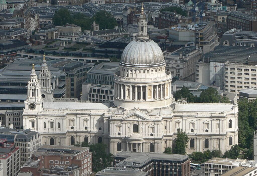 Le dôme de la cathédrale Saint-Paul, Londres
