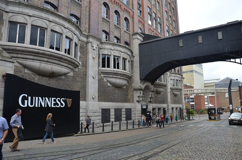 La Guinness Storehouse, brasserie St James's Gate, Dublin