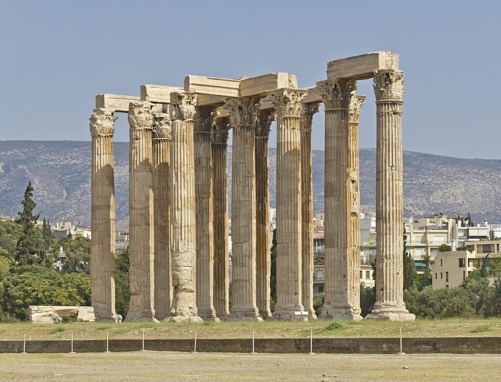 Les colonnes de l'Olympiéion, temple de Zeus olympien à Athènes